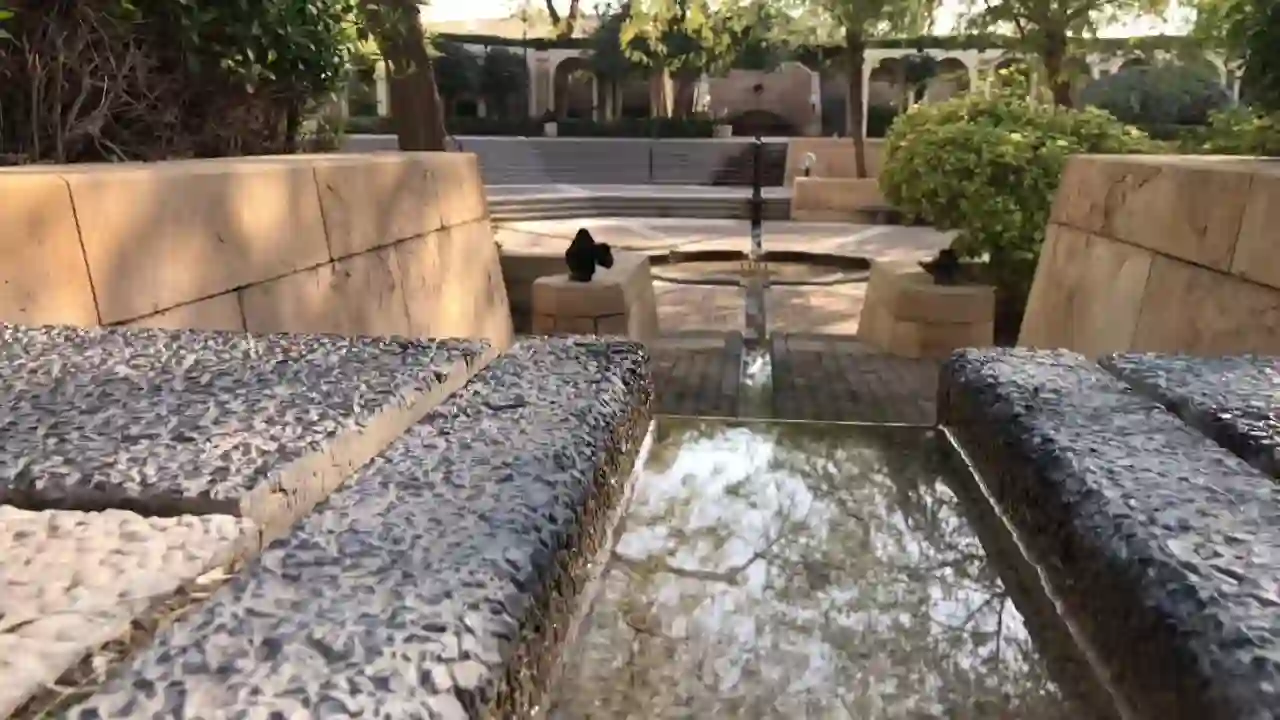 حديقة السفارات